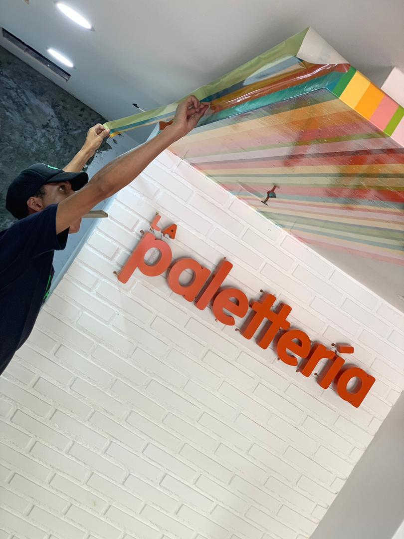 La Paletteria LLU0A4JtCsC.jpeg